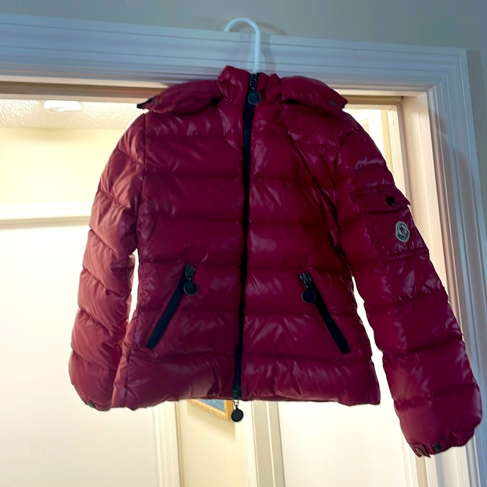 Moncler girls size 5 pink puffer coat excellent condition
